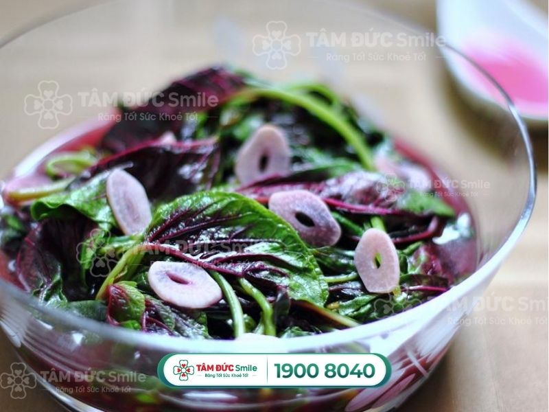 Dinh dưỡng trong rau dền đỏ